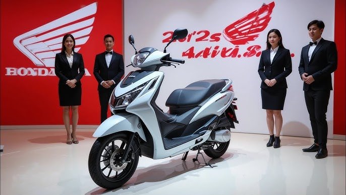 Honda Activa 8G, Activa 8G launch, Honda scooter 2025, 68 KMPL mileage scooter, top speed scooter India, ₹2999 booking scooter, new Activa features, Honda two wheeler, fuel efficient scooter, best scooter in India